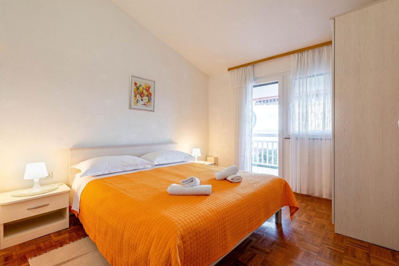Family Friendly Seaside Apartments Kozino, Zadar - 5749 Petrčane Extérieur photo