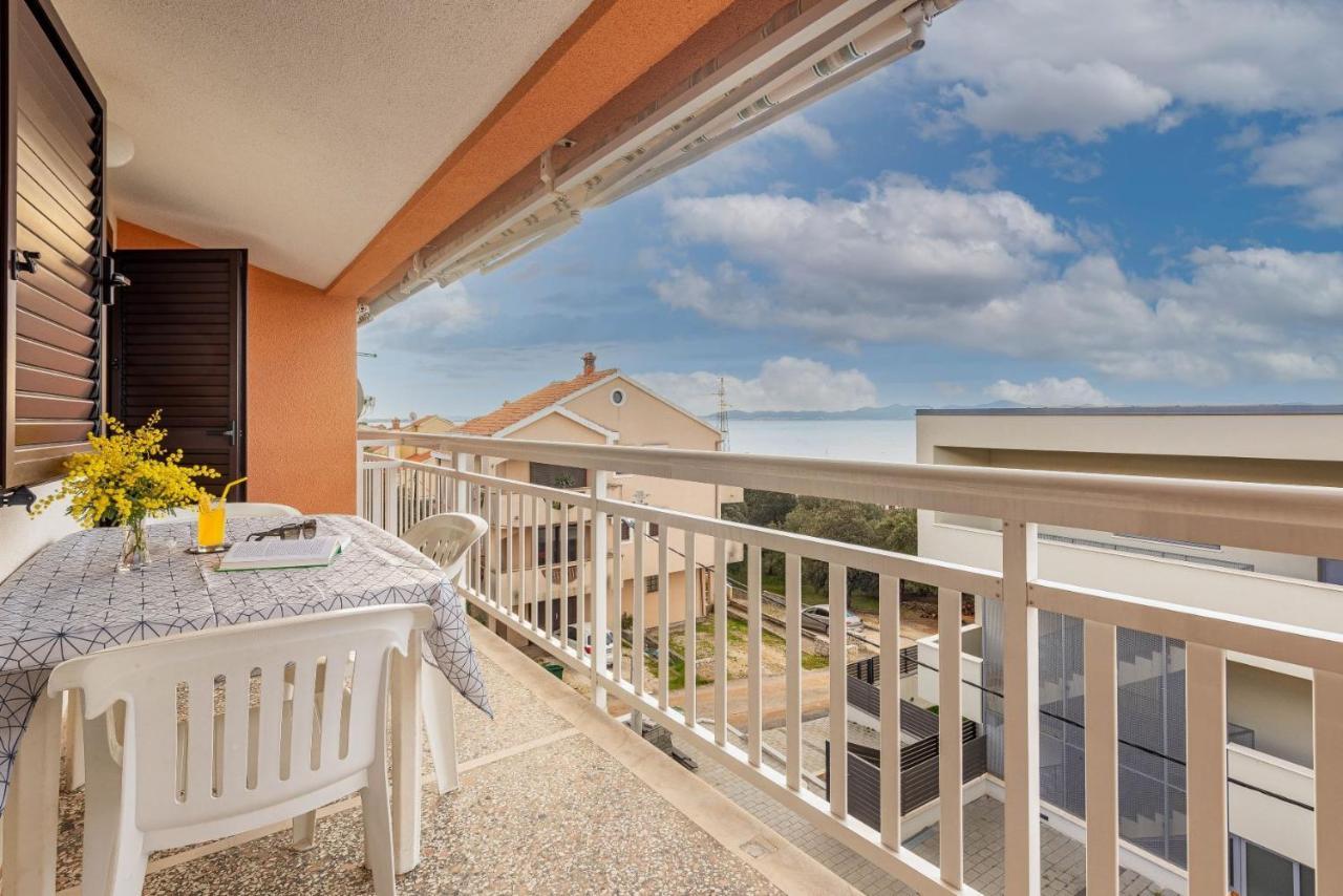 Family Friendly Seaside Apartments Kozino, Zadar - 5749 Petrčane Extérieur photo